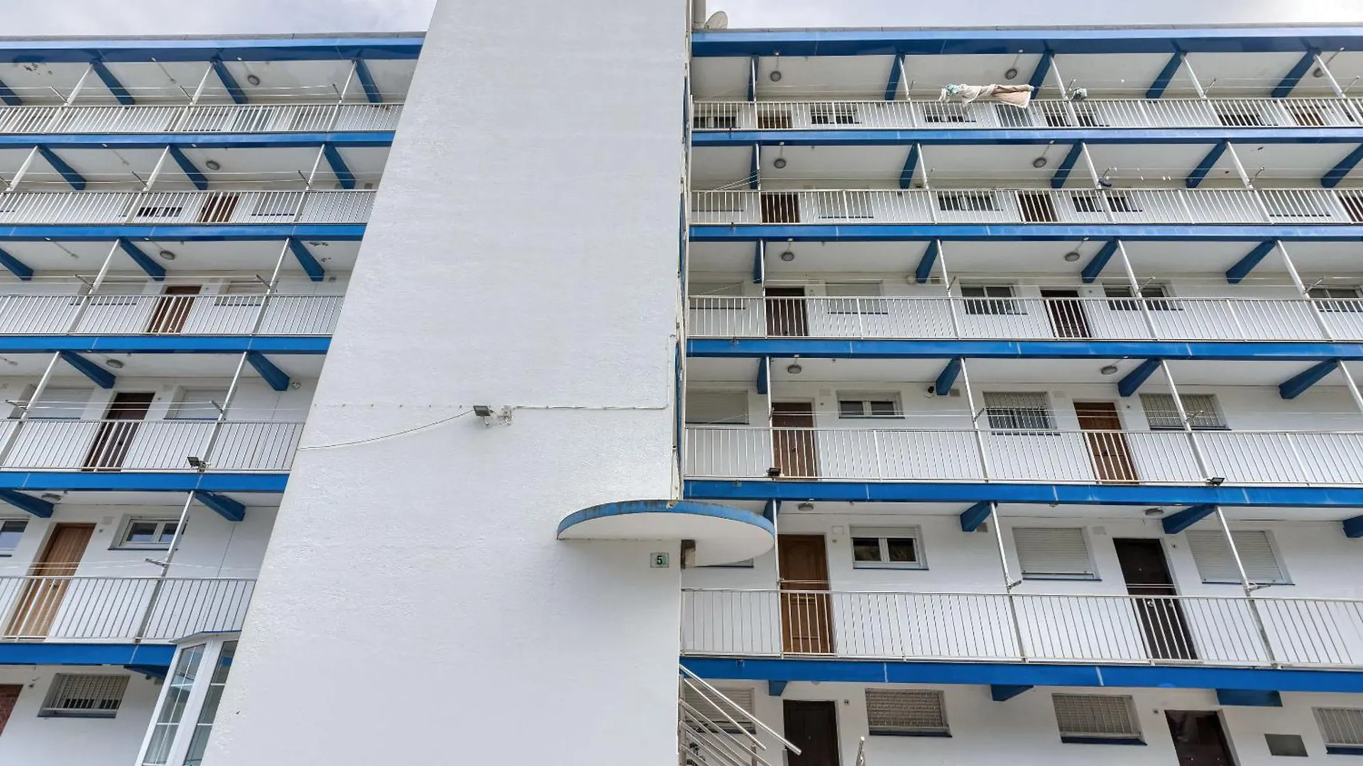 Coast & Beach View Parking Bakio 0*,