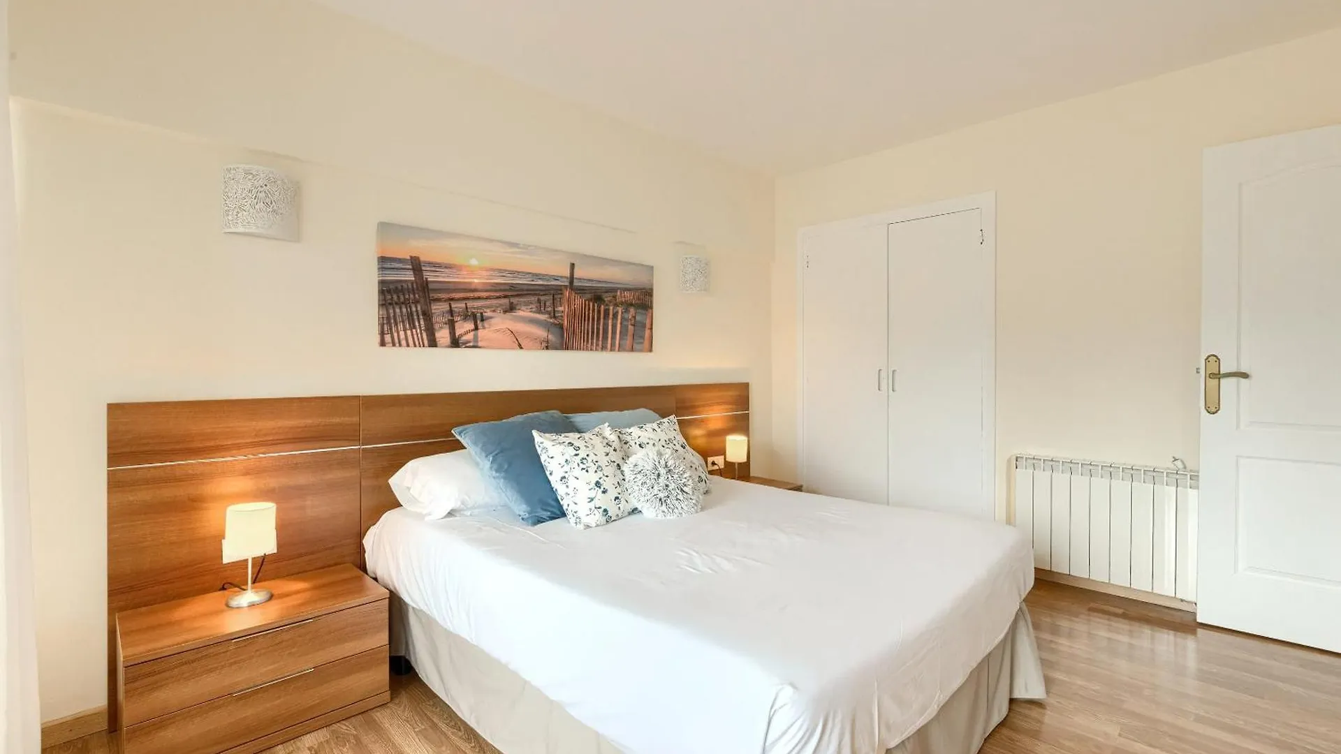 Coast & Beach View Parking Bakio 0*,  Spanje